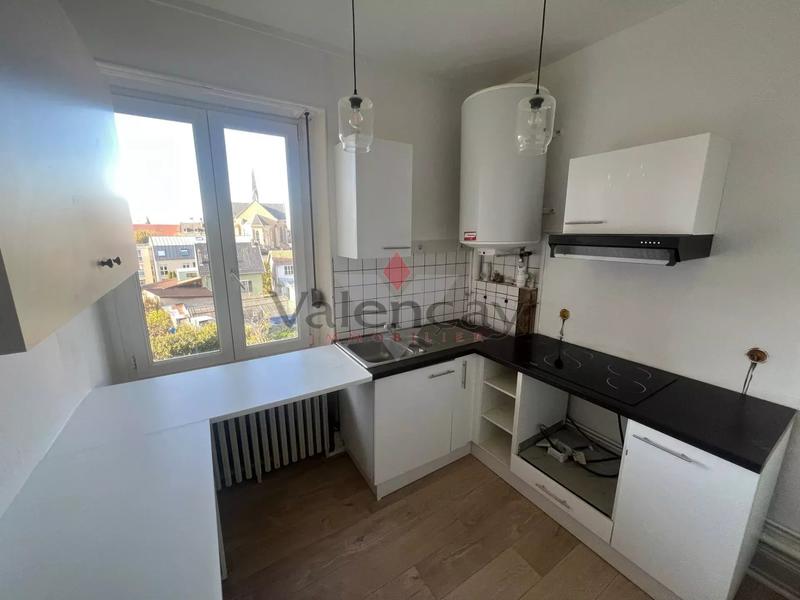 Appartement - 79 m² - 4 pièces