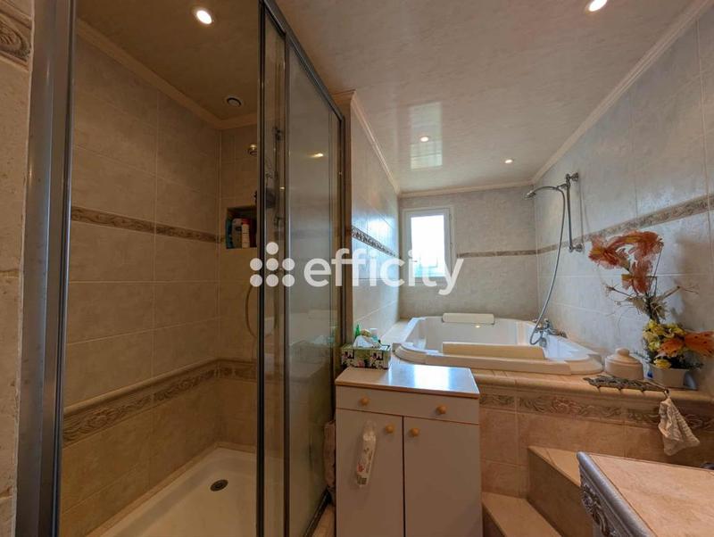 Maison - 134 m² - 5 pièces