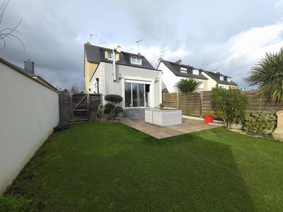 Maison - 106 m² - 5 pièces