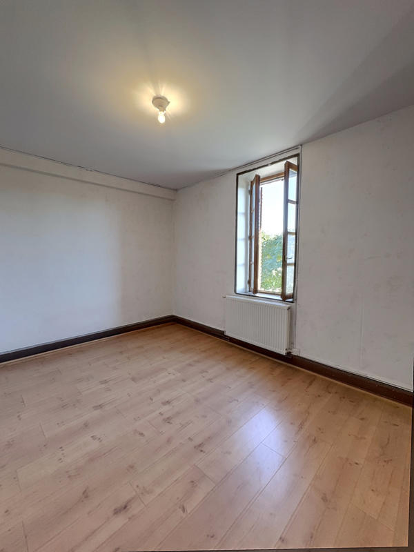 Maison - 133 m² - 8 pièces