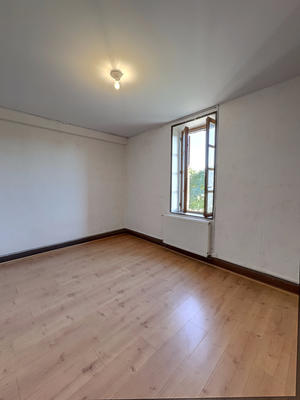 Maison - 133 m² - 8 pièces