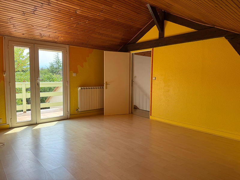 Maison - 168 m² - 7 pièces