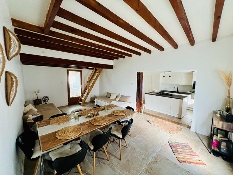 Maison - 196 m² - 8 pièces
