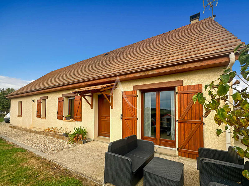 Maison - 102 m² - 5 pièces