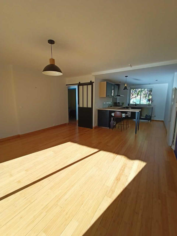 Appartement - 79 m² - 4 pièces