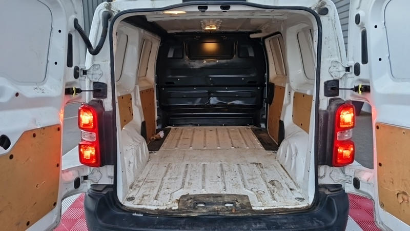 Citroën Jumpy Fourgon m bluehdi 115 ss bvm6 club