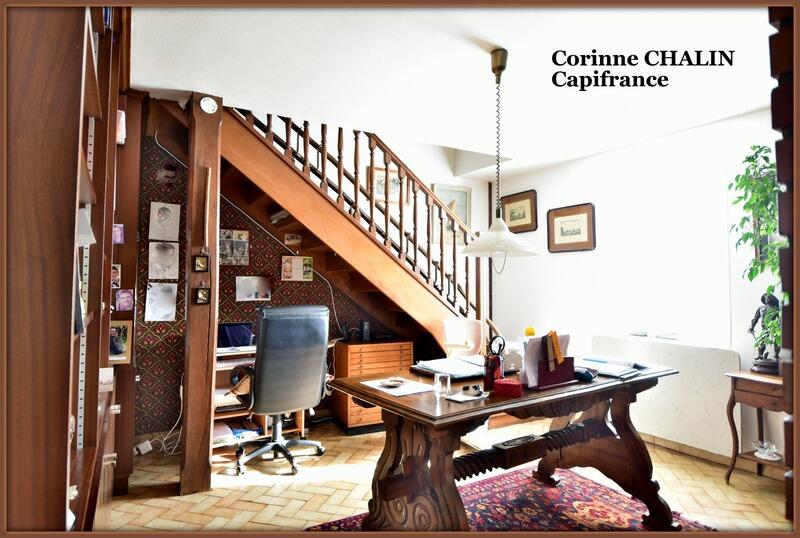 Maison - 206 m² - 7 pièces