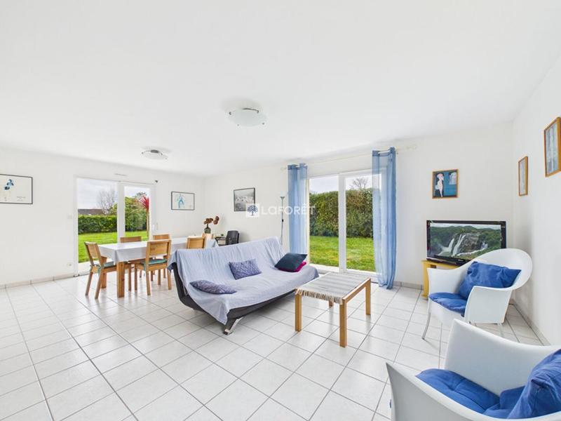 Maison - 93 m² - 4 pièces