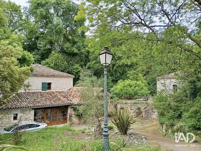 Maison - 170 m² - 3 pièces