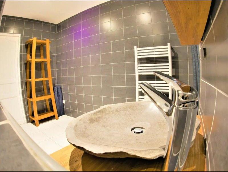 Local commercial - 93 m² - 4 pièces