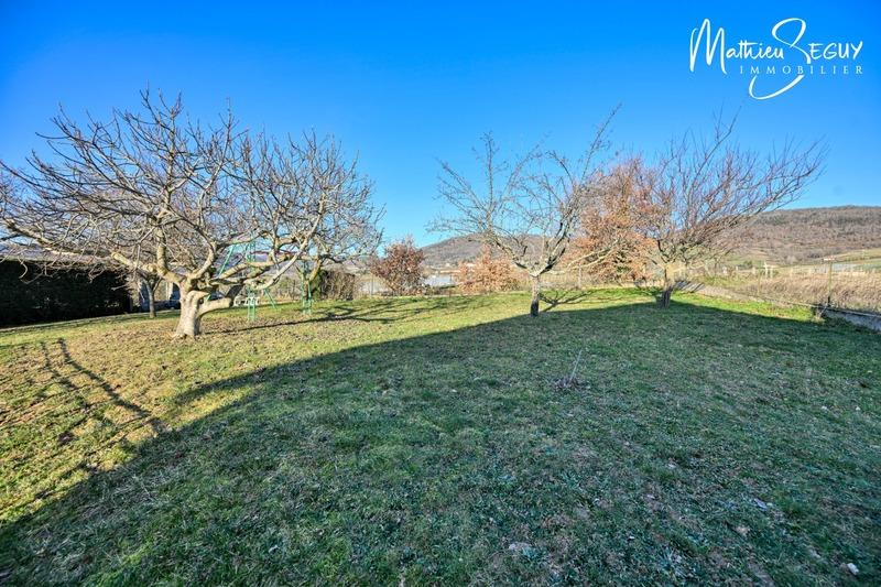 Maison - 200 m² - 6 pièces