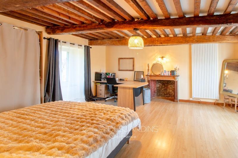 Maison traditionnelle - 170 m² - 5 pièces