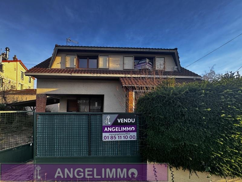 Maison - 104 m² - 6 pièces