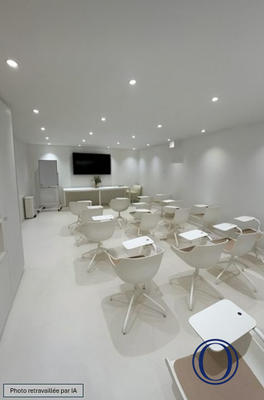 Local commercial - 225 m²