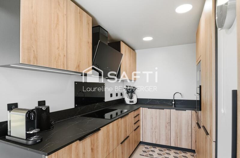 Appartement - 98 m² - 4 pièces