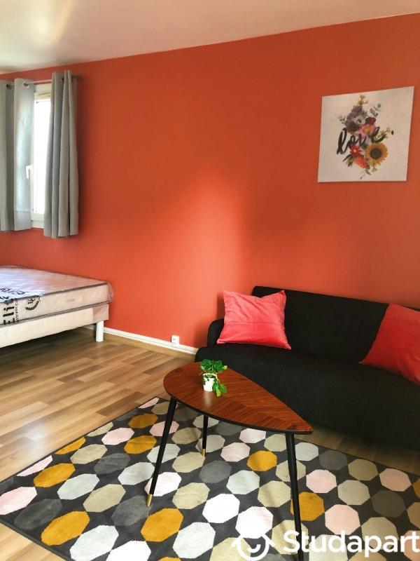 Chambre - 13 m² - 1 pièce