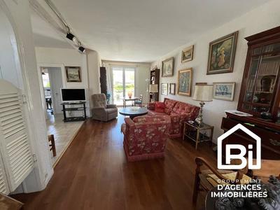 Maison - 121 m² - 5 pièces