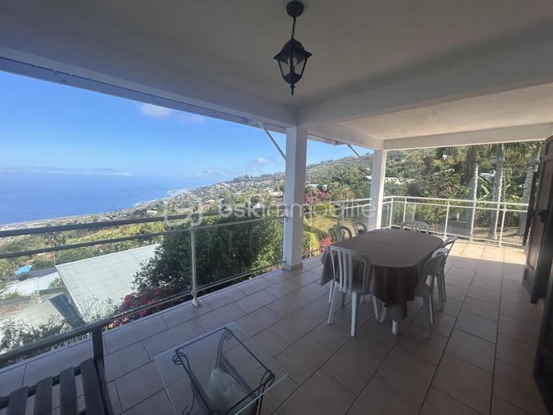 Maison - 163 m² - 6 pièces