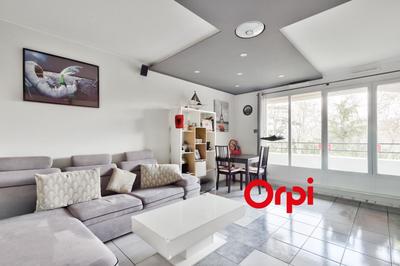 Appartement - 74 m² - 3 pièces