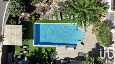 Maison - 185 m² - 6 pièces