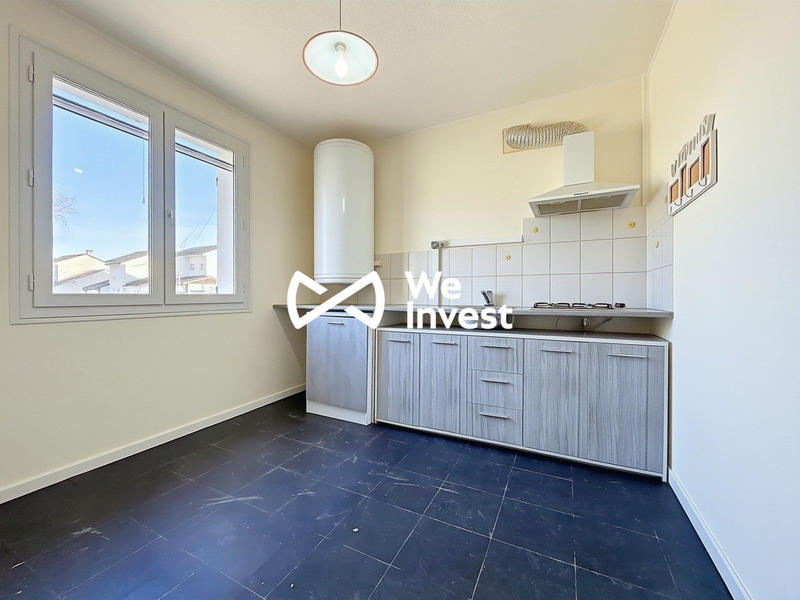 Maison - 161 m² - 8 pièces