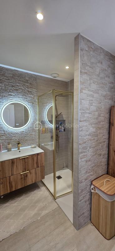 Maison - 134 m² - 5 pièces