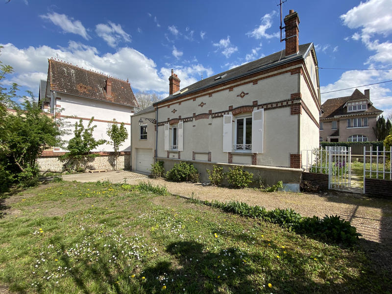Maison - 152 m² - 7 pièces