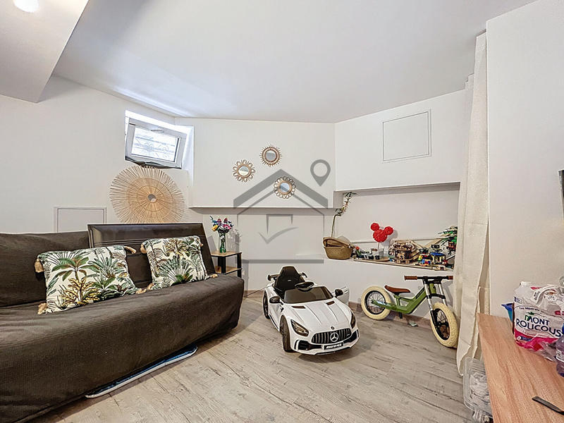 Maison - 74 m² - 4 pièces