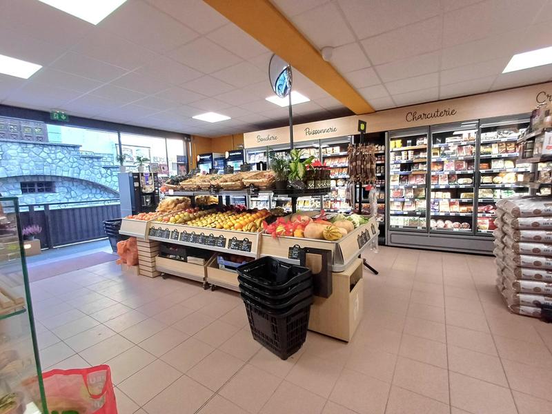 Local commercial - 113 m²