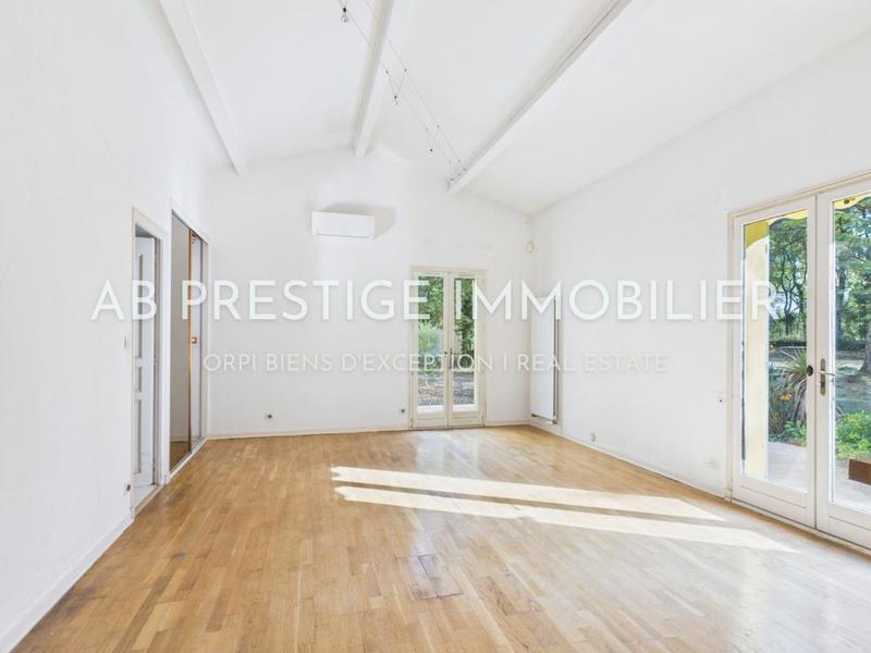 Maison - 200 m² - 6 pièces