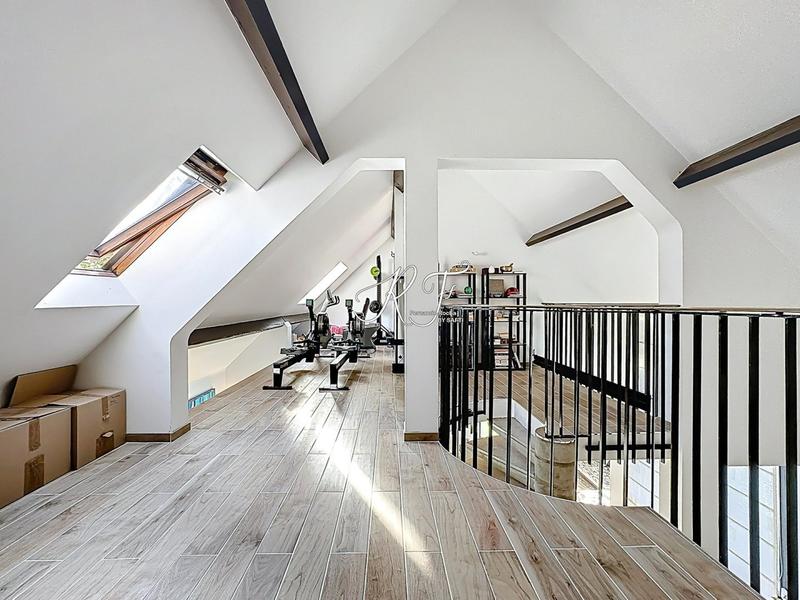 Maison - 155 m² - 5 pièces