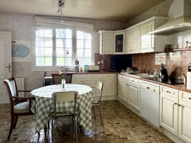 Maison - 182 m² - 7 pièces