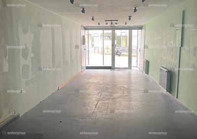 Local commercial - 180 m²