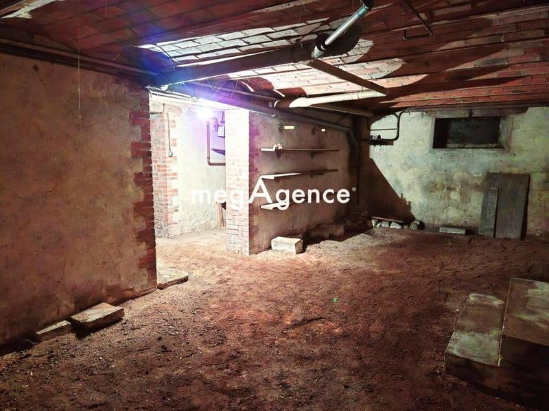 Maison - 210 m² - 7 pièces