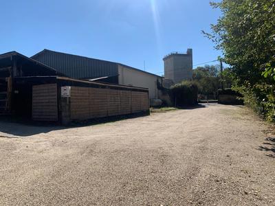 Local commercial - 450 m² - 5 pièces