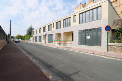 Maison - 85 m² - 5 pièces