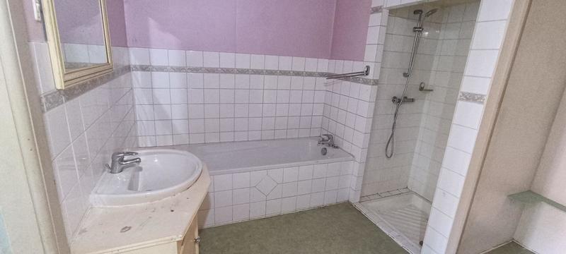 Maison - 172 m² - 8 pièces