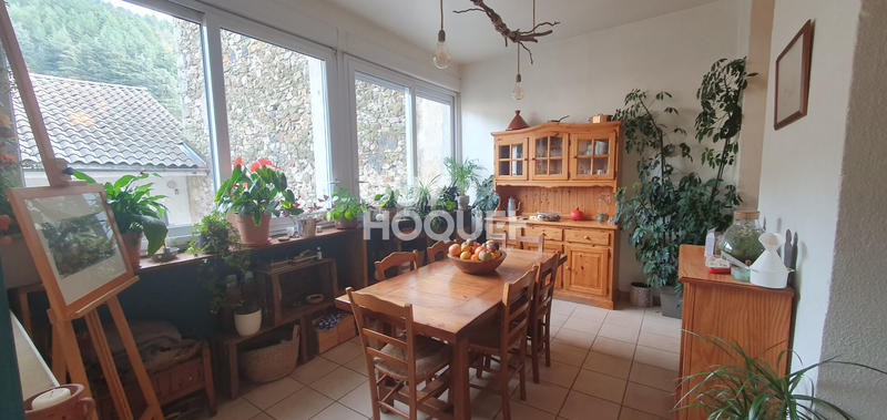 Immeuble - 120 m² - 15 pièces