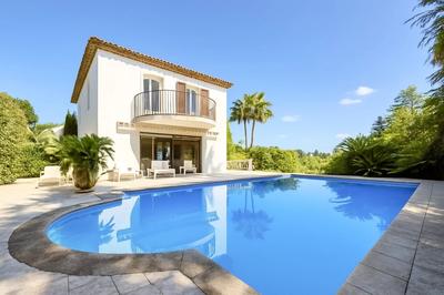 Maison - 263 m² - 7 pièces