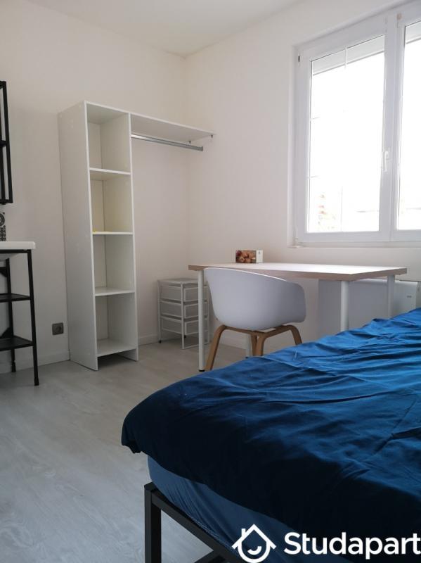 Chambre - 12 m² - 1 pièce