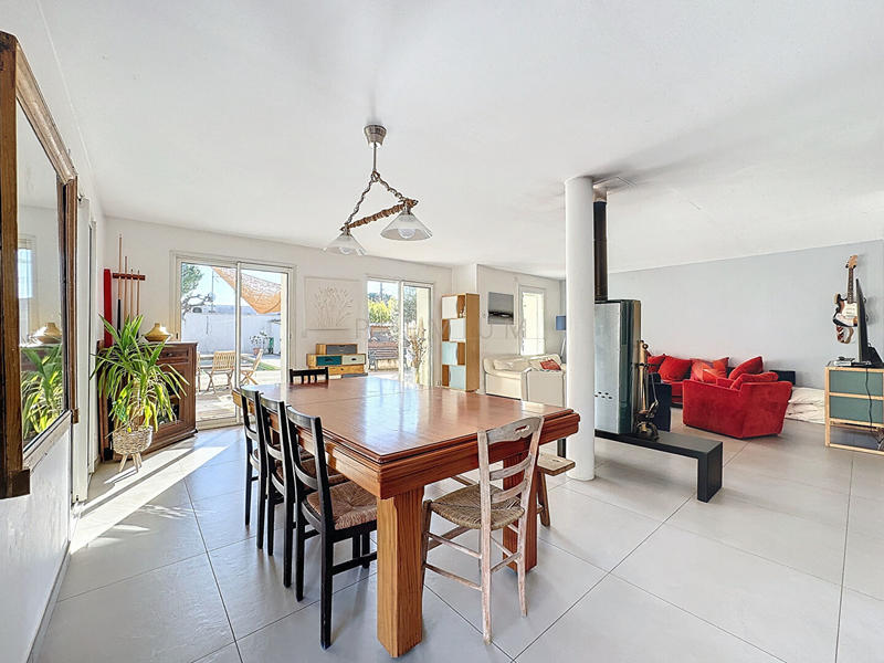 Maison d'architecte - 180 m² - 6 pièces