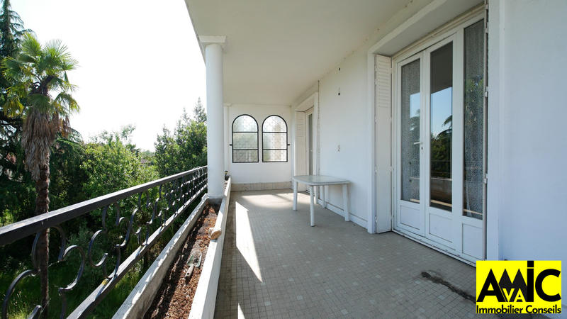 Appartement - 65 m² - 4 pièces