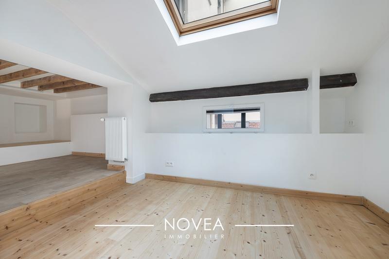 Appartement - 150 m² - 4 pièces