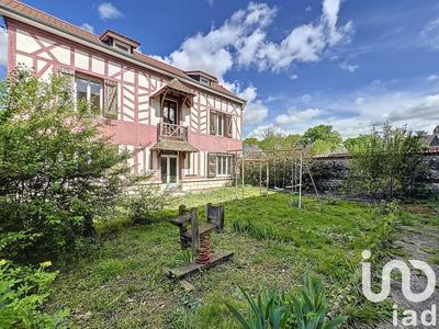 Maison - 170 m² - 8 pièces