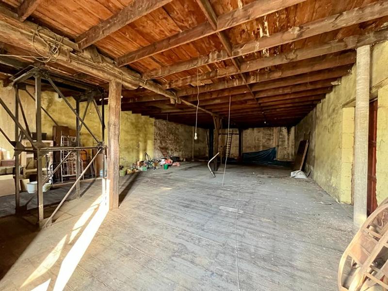 Immeuble - 285 m² - 2 pièces