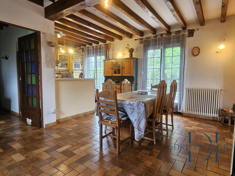 Maison traditionnelle - 120 m² - 6 pièces