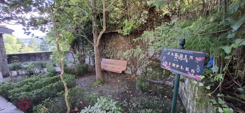 Maison de village - 249 m² - 12 pièces