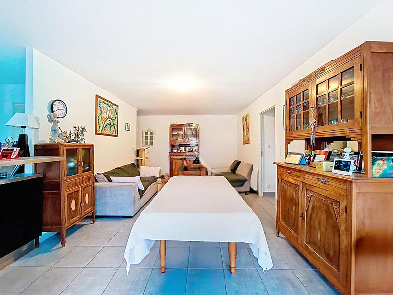 Appartement - 80 m² - 4 pièces