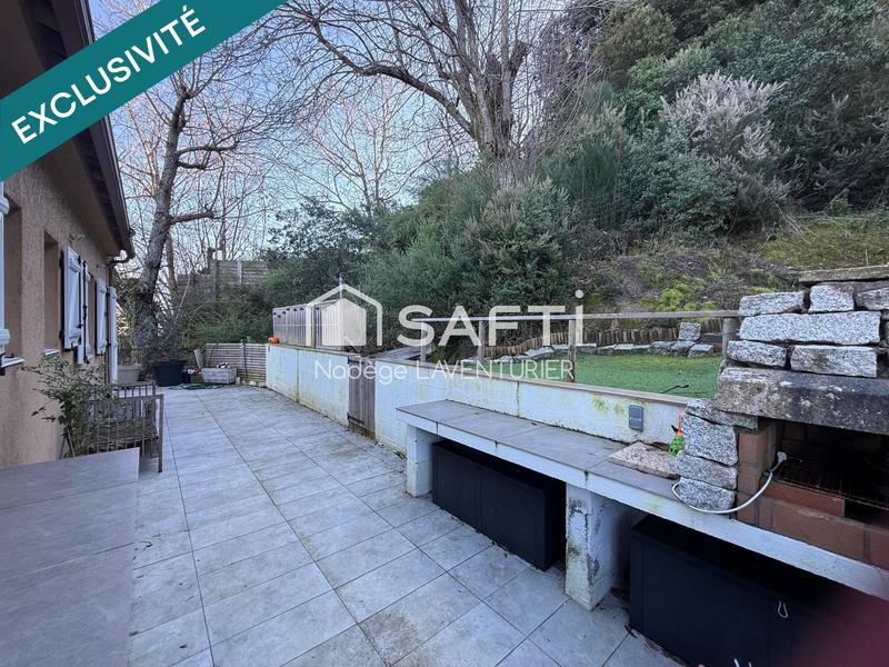 Maison - 137 m² - 6 pièces