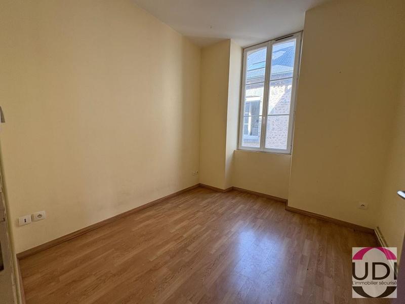 Immeuble - 200 m² - 7 pièces